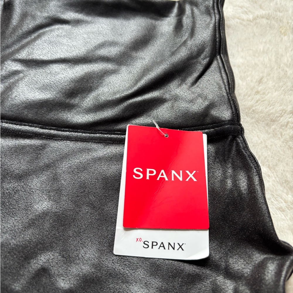 SPANX Women’s Moto Faux Leather Leggings - Picture 2 of 13